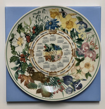 Wedgwood 2003 Calendar Plate in Original Box - Daily Mail Promotion