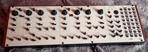 Behringer 2xm semi - , modular