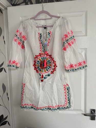 Beach cover bnwt - up,