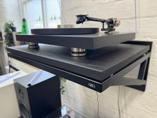 GEO Turntable Wall Shelf