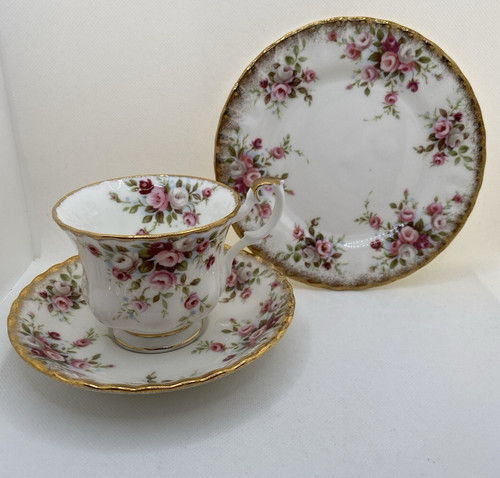 Royal albert cottage garden - royal,