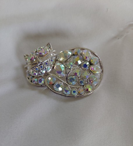Cat brooch with swarovski - with,