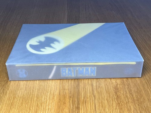 Batman issue 1 - batman, w/