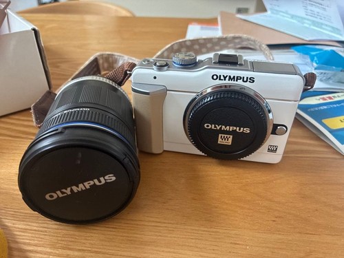 Olympus pen pl1 mirrorless - pen, e-pl1