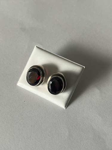 Sterling silver and garnet