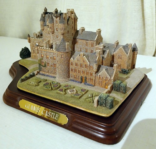 Lilliput lane glamis - lilliput,