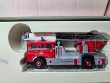 1:50 Corgi Nine Double Nine