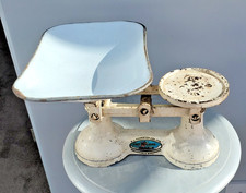 Vintage kitchen scales - kitchen, shabby
