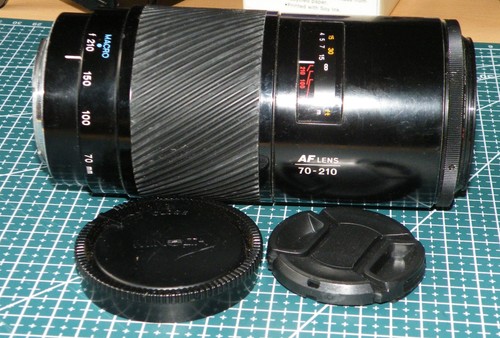 Minolta 210mm zoom lens - 70-210mm, af