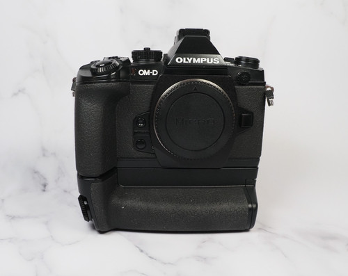Olympus 16mp m4 - om-d, e-m1