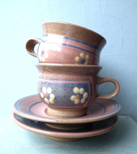 Vintage cups saucers - 2,