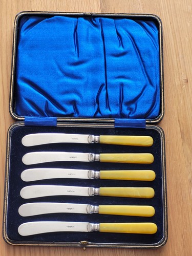 Vintage cased set - cased, of