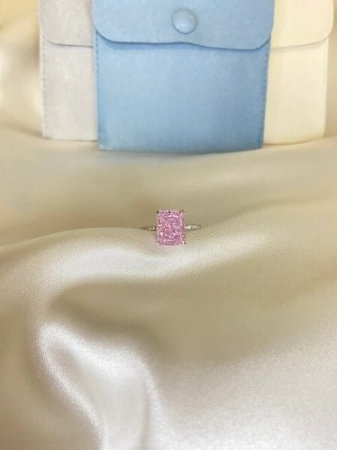 Radiant cut natural - ct,