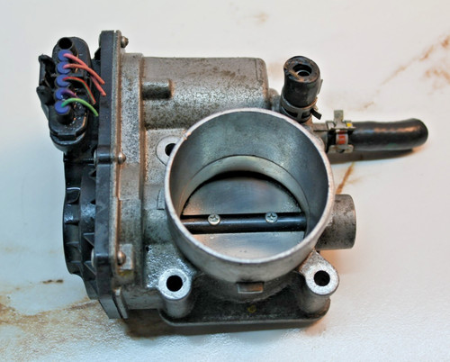 Genuine 2006 toyota corolla - 2006-13,