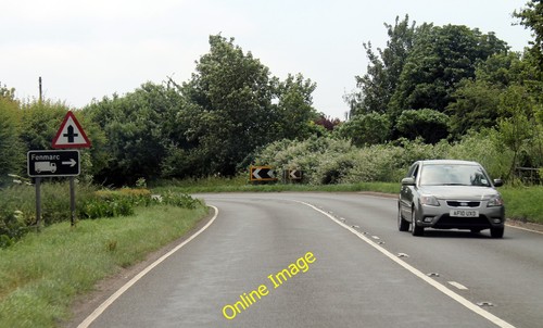 Photo 12x8 outwell road - photo,