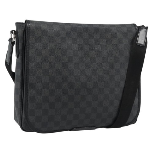 Louis vuitton damier grafitte - vuitton,