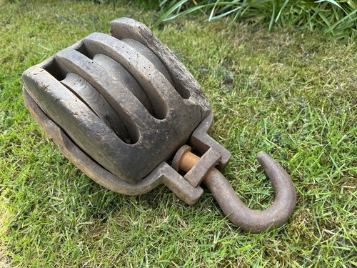 Vintage wooden iron block and - vintage,