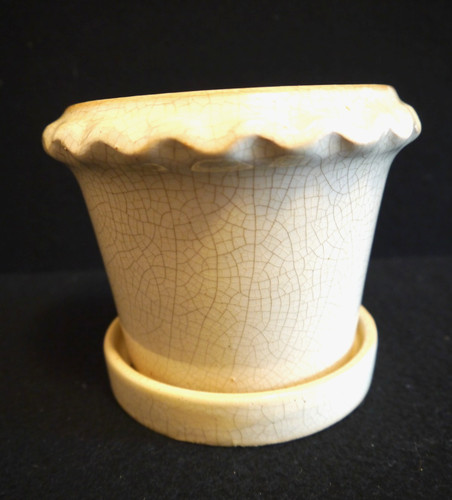 Vtg ceramic planter pot beige - planter,