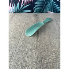 Small pearlized duck egg blue shoehorn with deco style pattern