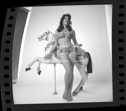 Sexy toni moss horse - toni,