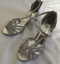 QUIZ WOMENS SILVER DIAMANTÉ