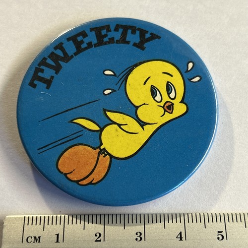 Vintage collectible pin - collectible, badge