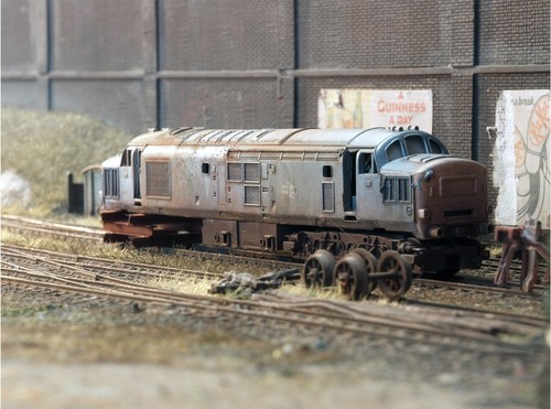 Scrapyard locomotive oo - scrapyard,