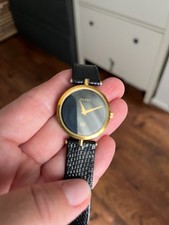 1980's Vintage GUCCI 2000M QZ Quartz Shelly Line Gold Black Unisex Watch