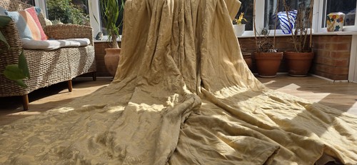 Gold single damask - gold,