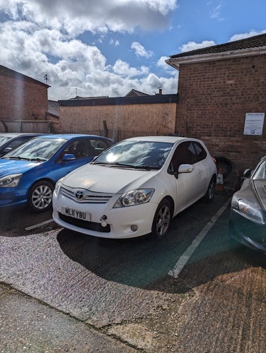 Auris front left passenger - auris,