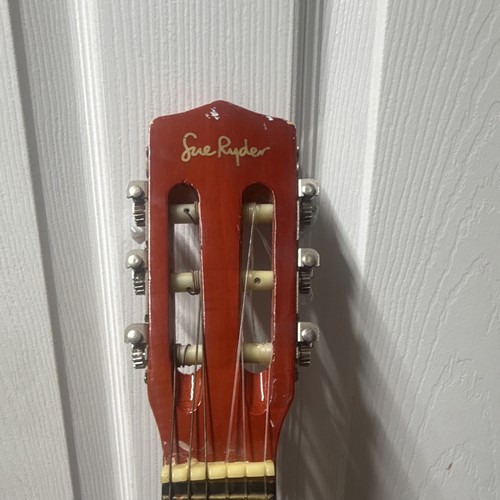 Sue ryder classical guitar - ryder,