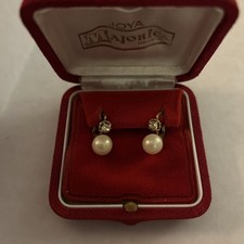 Vintage Faux Pearl and Sparkle