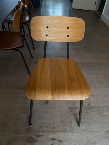 Oak and anthracite steel - and,