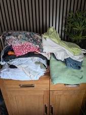 40 Mixed Items of Women's