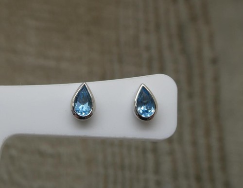 Stunning 9ct white - 9ct,