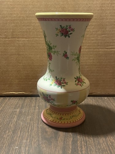 Laura ashley vase - laura,