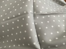 Olive and Daisy Star Grey