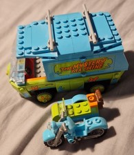 Lego Scooby Doo Mystery Maxhine Van And Bike Set No Minifigures