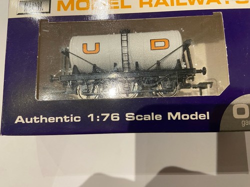 Dapol b762 united dairies - united, (ud)