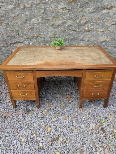 Large vintage tan - tan, leather