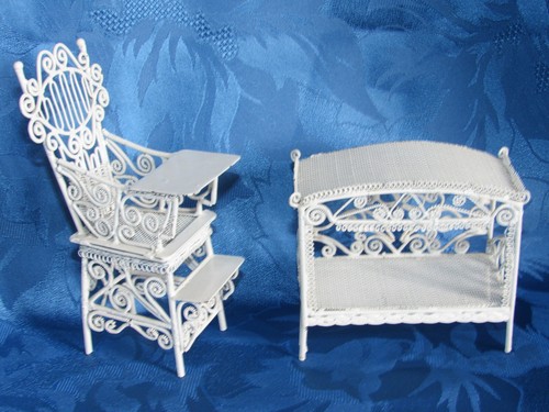 06j18 old doll furniture white - doll,