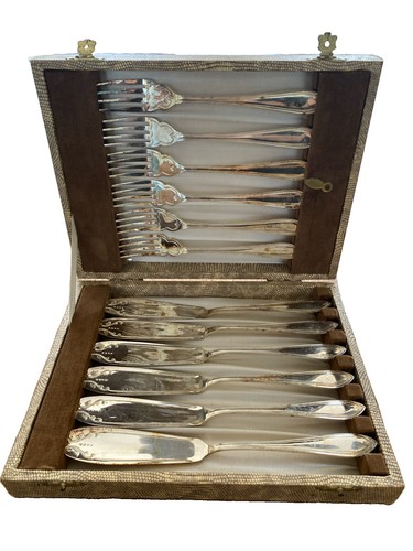 Ryals boxed silver - plated, fish