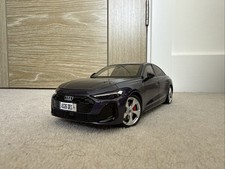 Audi A5L 1:18 Official