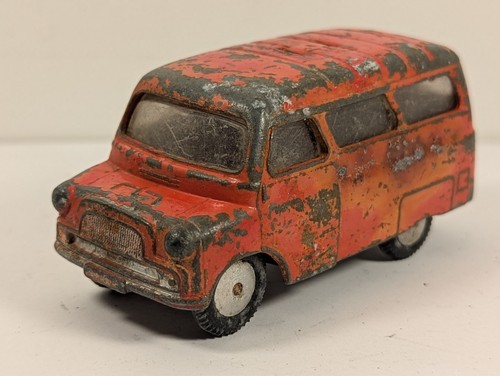 Corgi toys 404 bedford - toys,