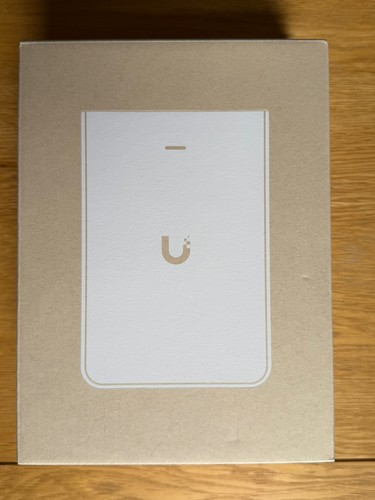 Ubiquiti pro wall 5700 - u7,