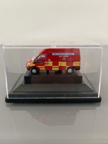 Oxford diecast ford transit - diecast,