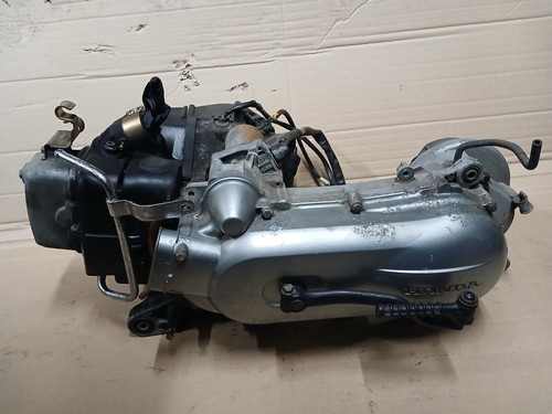 Honda lead scv 100 - scv, engine