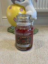 Yankee Candle Red Apple Wreath Candle Large Jar 623g