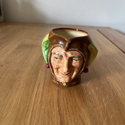 Royal doulton small character - doulton,
