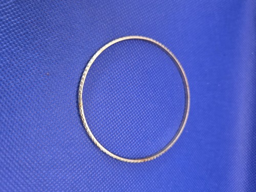Thin textured gold tone - textured,